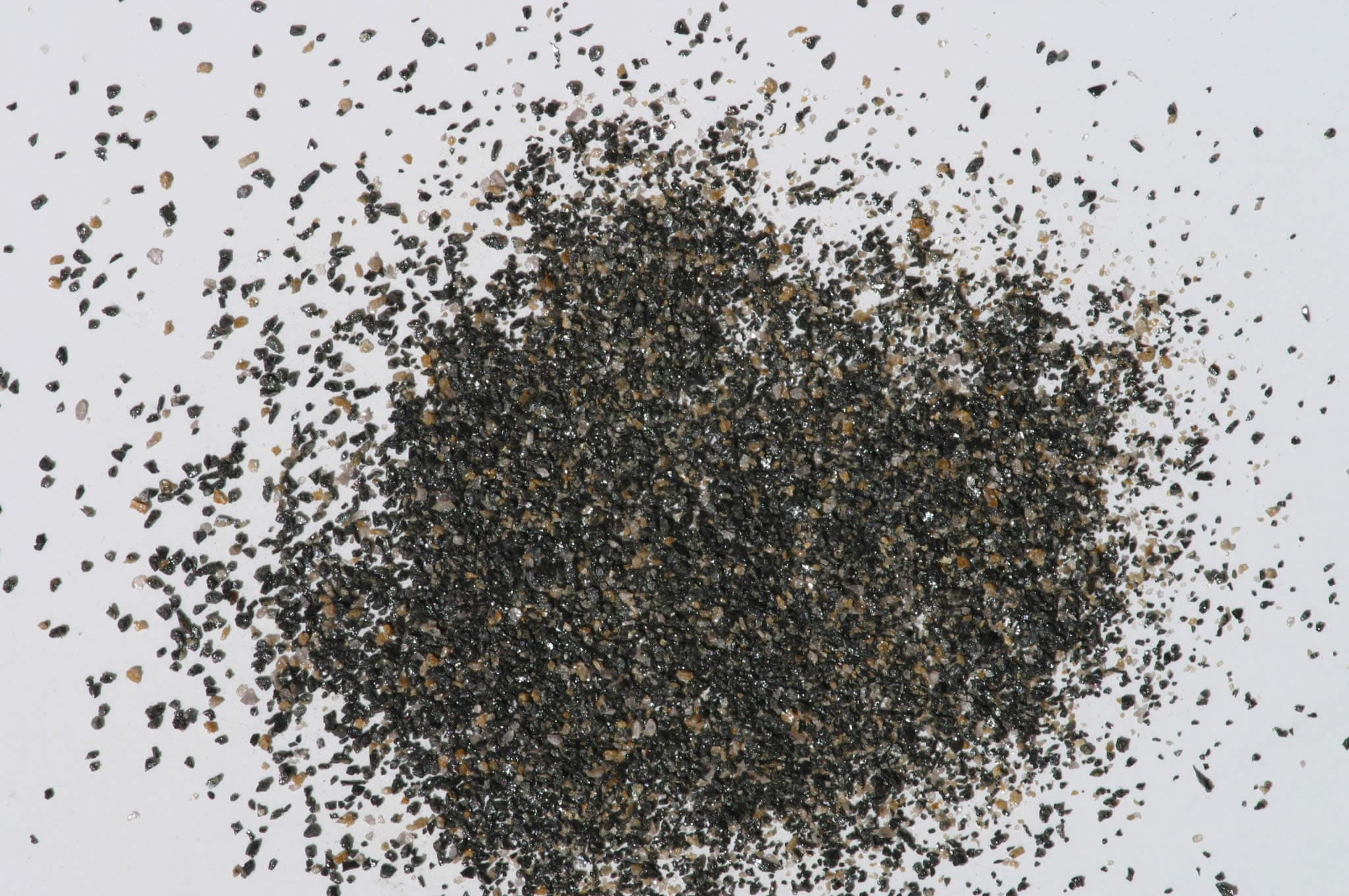 Chromite sample photograph, USGS Spectral Library Version 7