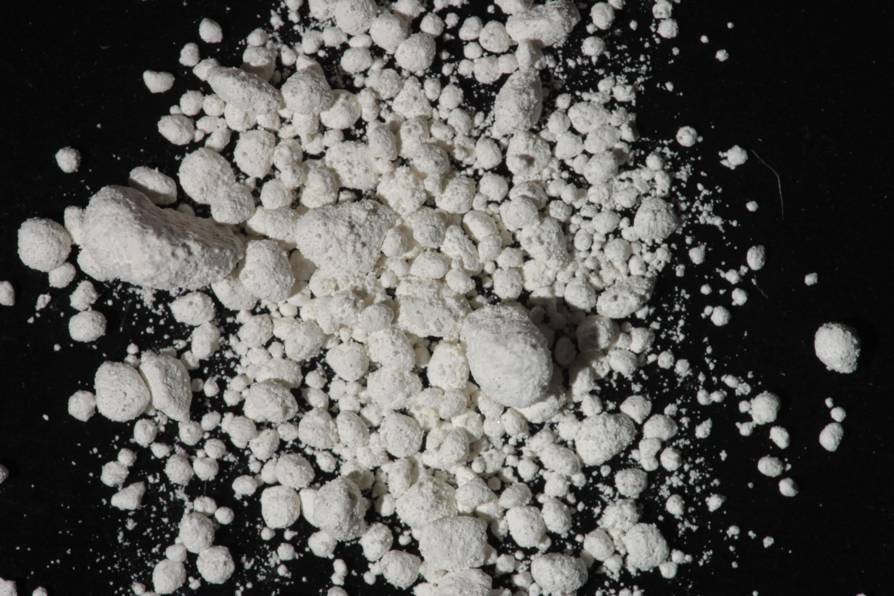 Kaolinite CM5 sample photograph, USGS Spectral Library Version 7