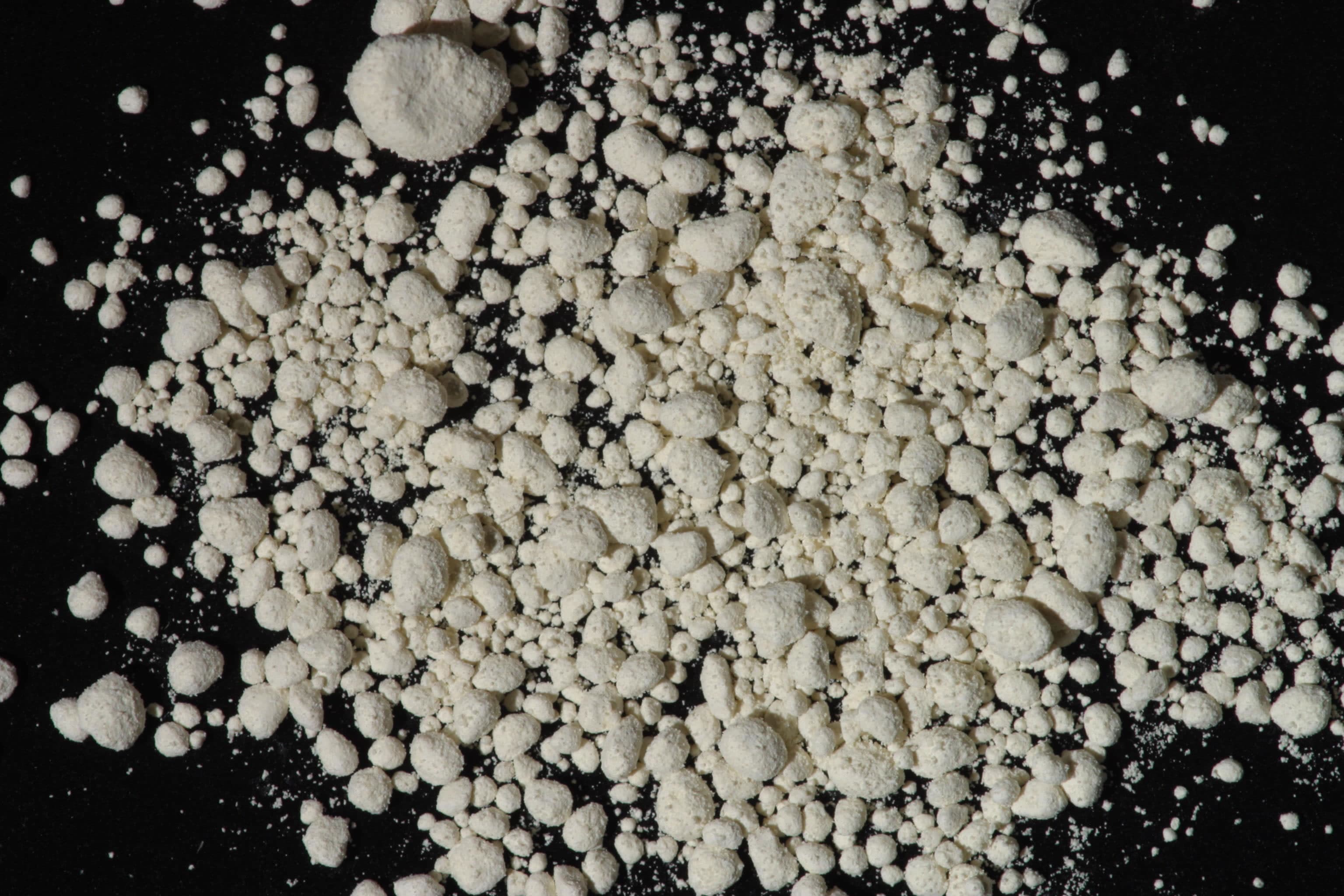 Kaolinite CM7 sample photograph, USGS Spectral Library Version 7