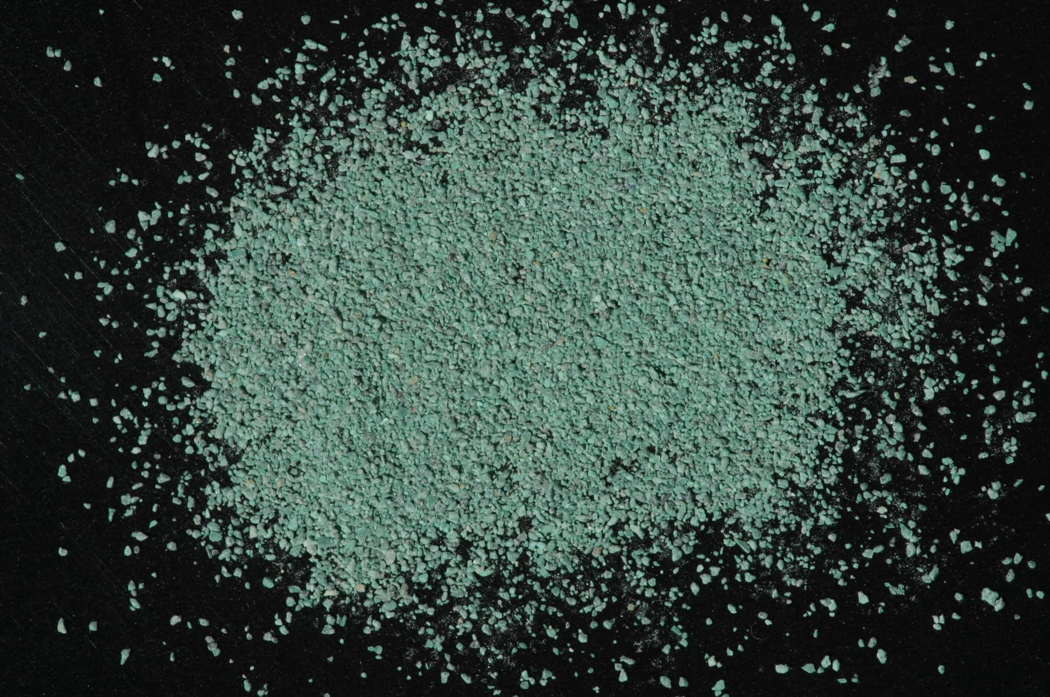 Malachite sample photograph, USGS Spectral Library Version 7
