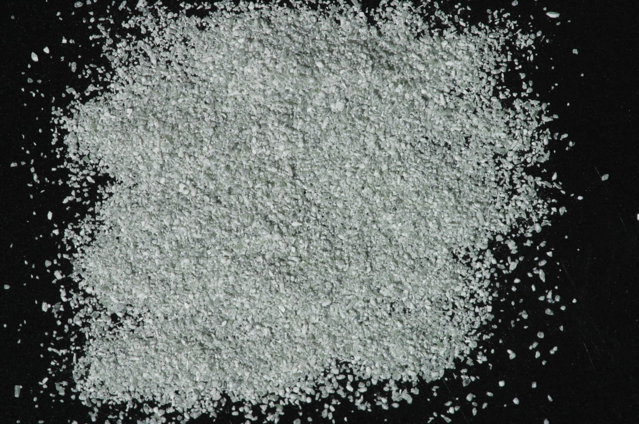 Nephrite sample photograph, USGS Spectral Library Version 7