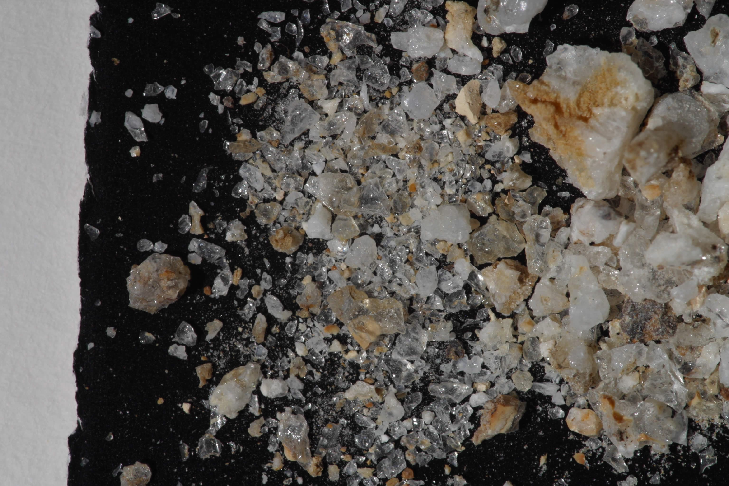 Opal sample photograph, USGS Spectral Library Version 7