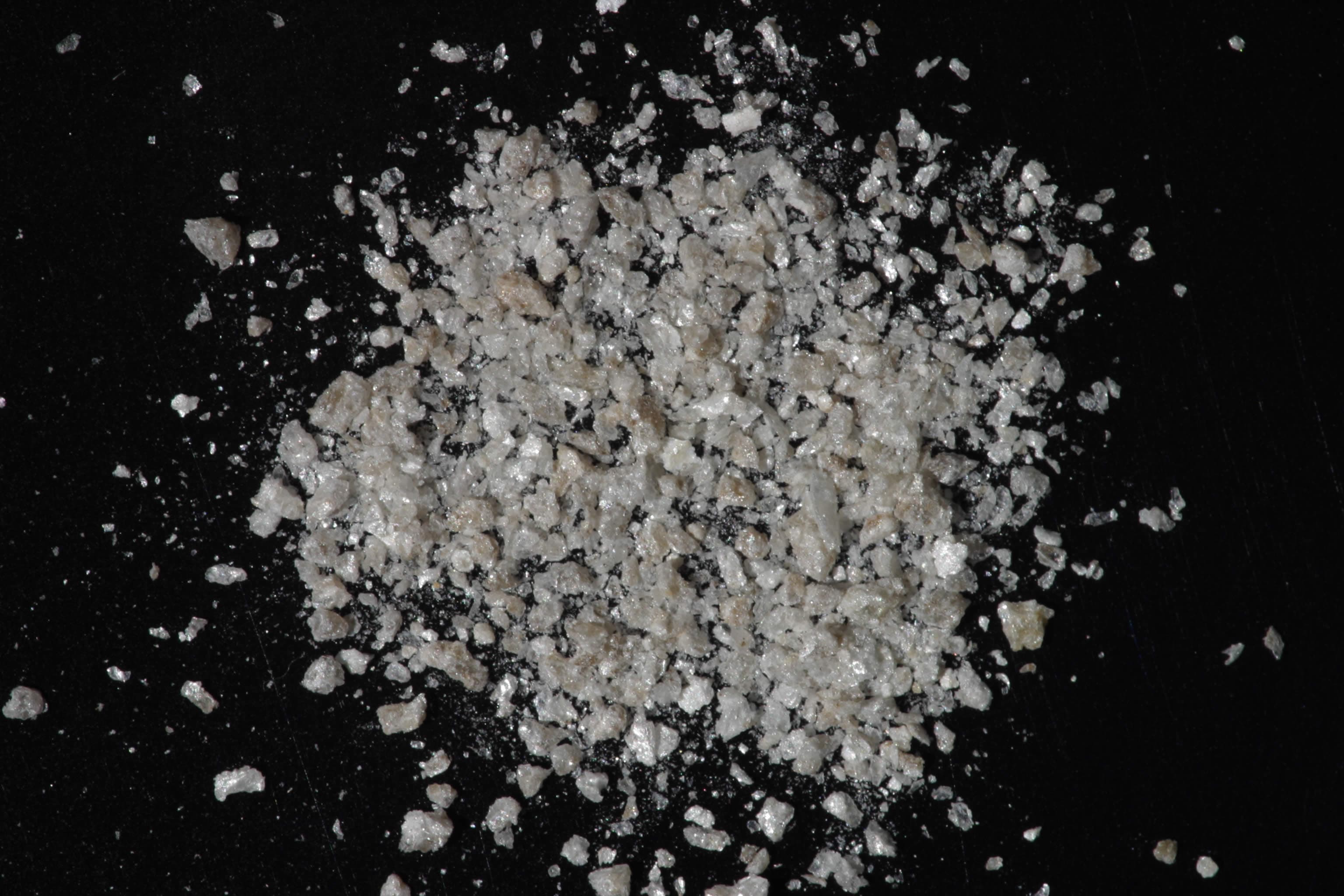 Pyrophyllite PYS1A lt850um sample photograph, USGS Spectral Library Version 7